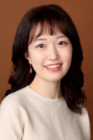 Headshot of Seokyung Kim